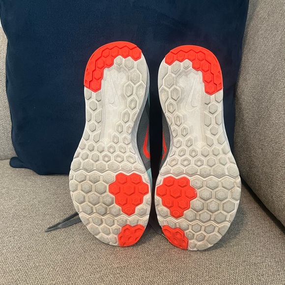 Nike FS Lite Run 3 Shoe - Turquoise/Grey/Orange - 6.5 - Picture 6 of 7